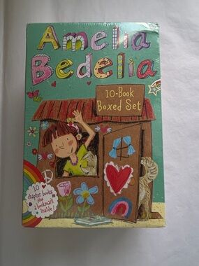 Amelia Bedelia 10 Chapter Book Boxed Set Sealed 2 Book marks Ages 6-10 Adventure